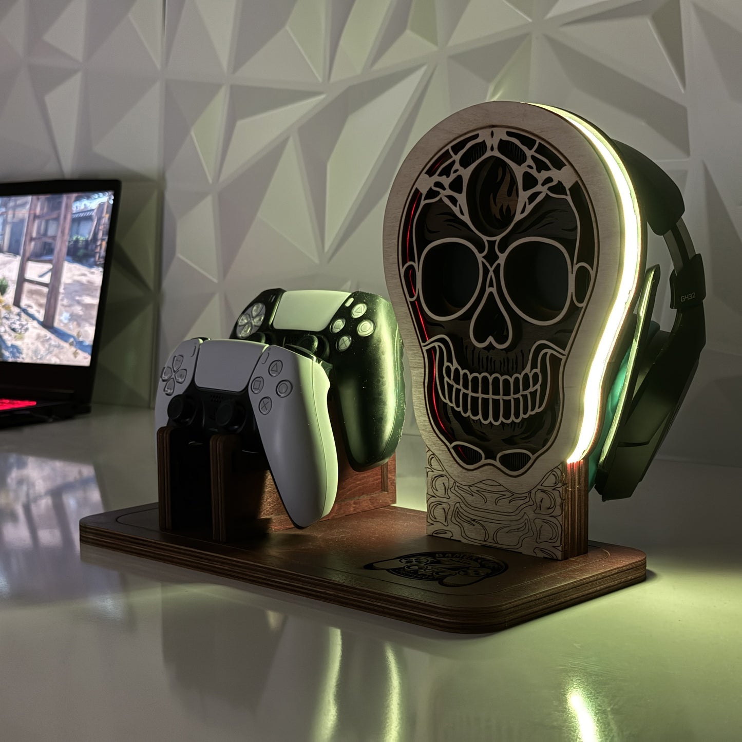 Kişiye Özel Ahşap RGB Kulaklık ve Kumanda Standı - Kuru Kafa Dekor Oyuncu Aksesuar Düzenleyici - Gamer Hediye Seti (Kopya)