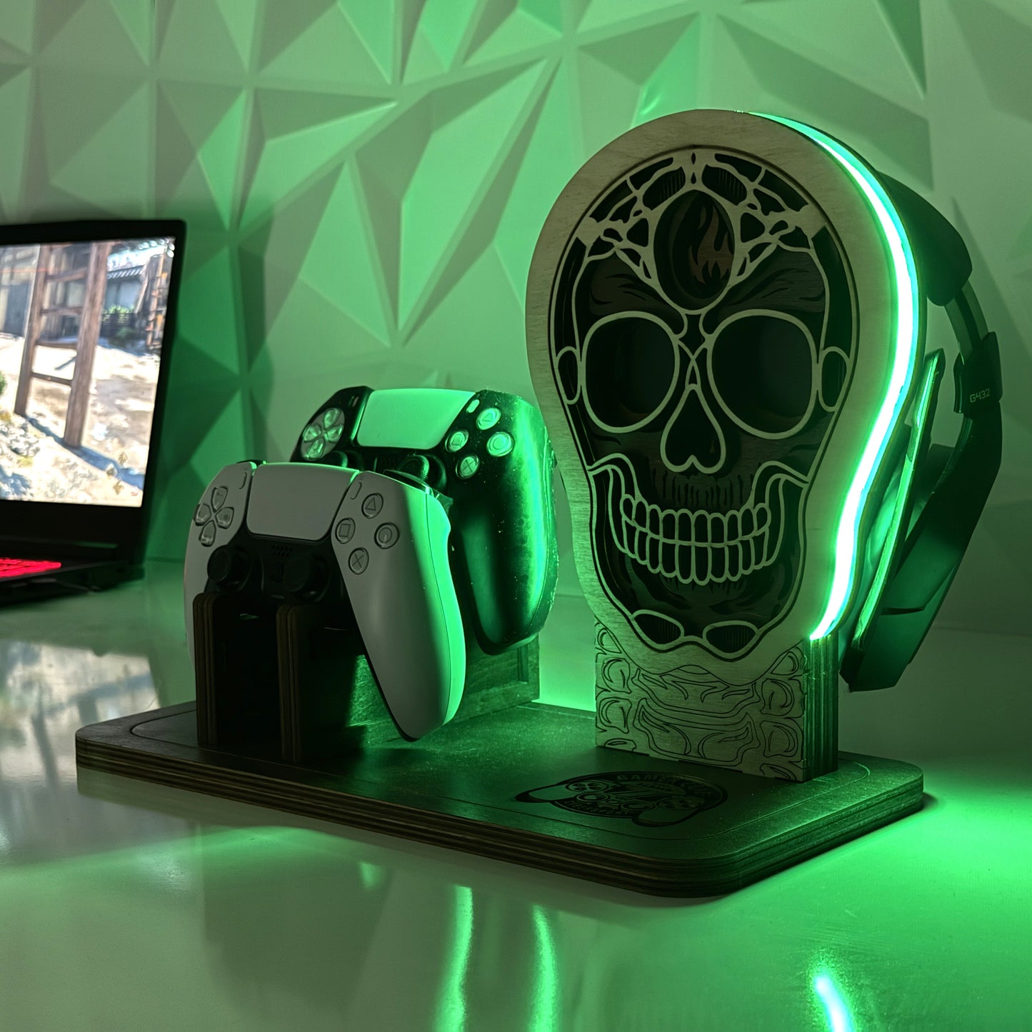Kişiye Özel Ahşap RGB Kulaklık ve Kumanda Standı - Kuru Kafa Dekor Oyuncu Aksesuar Düzenleyici - Gamer Hediye Seti (Kopya)